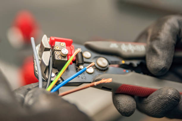 Best Affordable Electrician  in Quinlan, TX