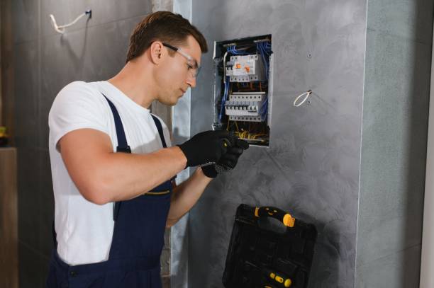 Best Local Electrician Companies  in Quinlan, TX